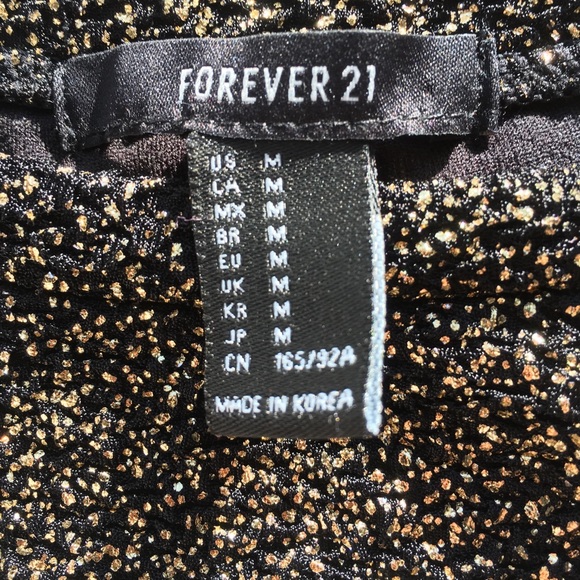 💕Black w Gold Shimmer Crop Top by Forever 21 - Picture 8 of 8